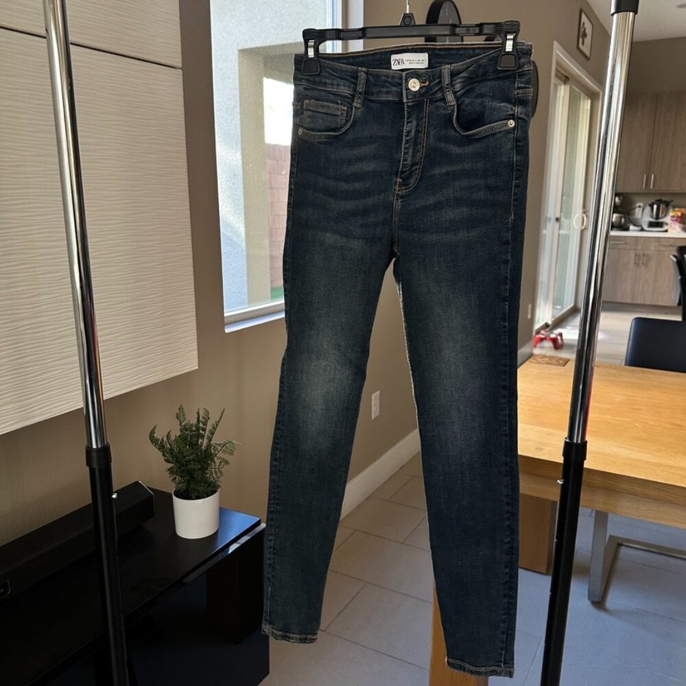Zara - Mid-rise skinny jeans